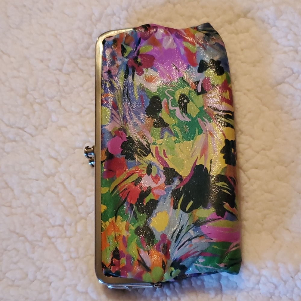 EUC HOBO Lauren wallet, Floral Summer print